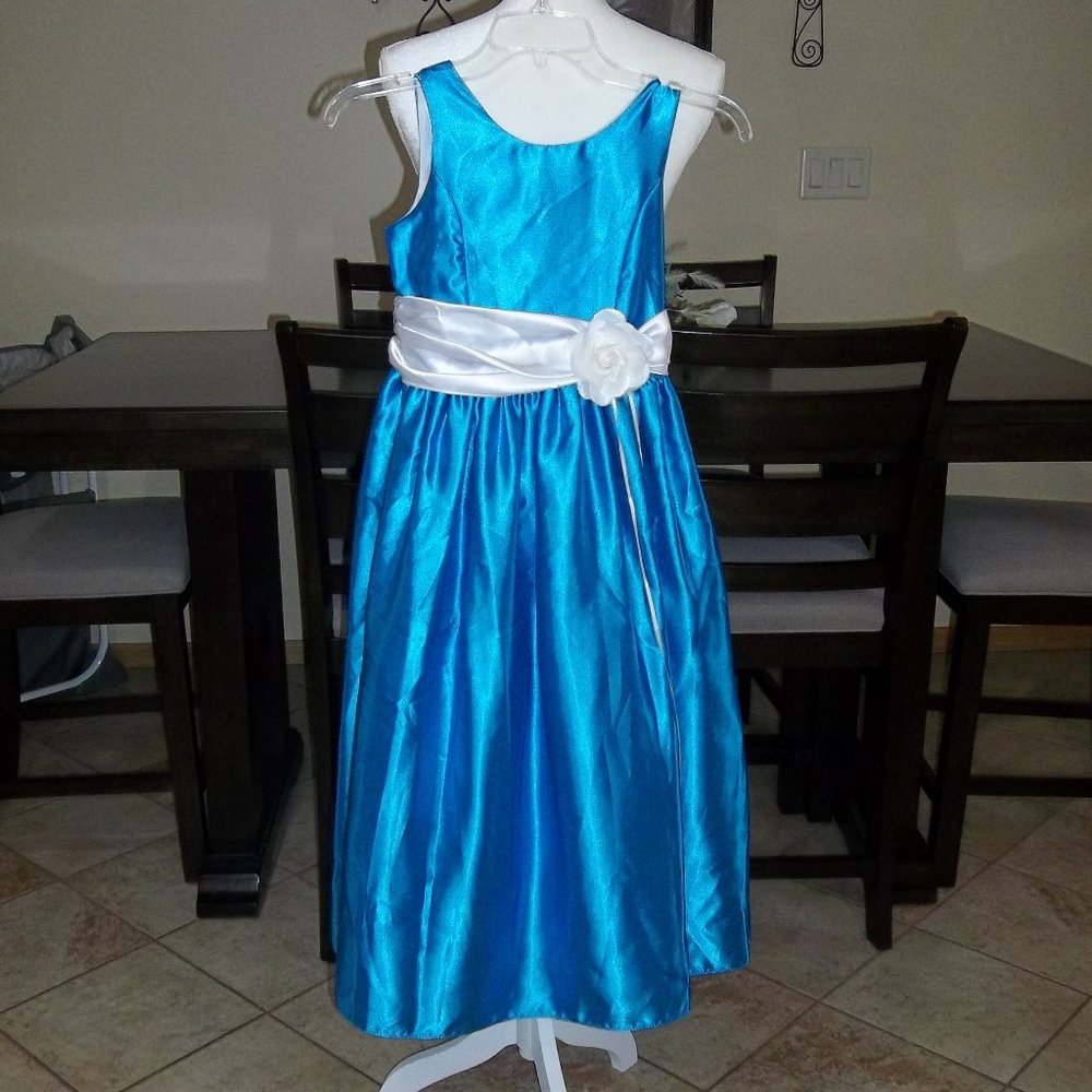 Cozy Kids size 10 Satin Dress